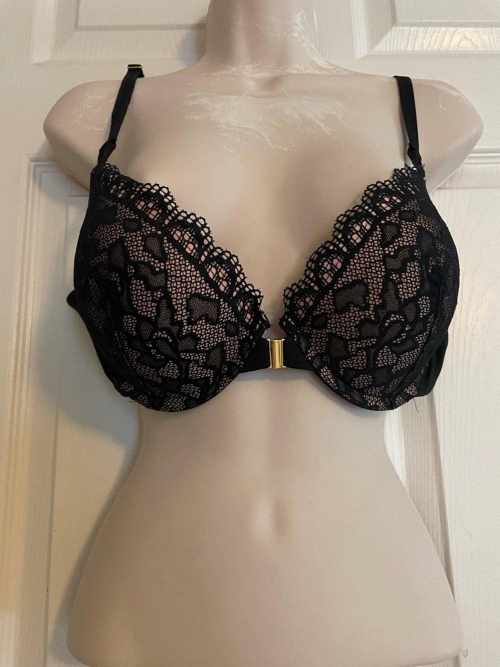 Soma Black Lace Front-Close Push-Up Bra